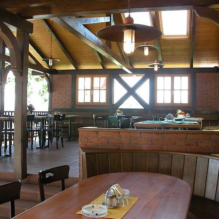 Отель Gasthof Muhr Wirt Z'Bierbaum Gampern Экстерьер фото